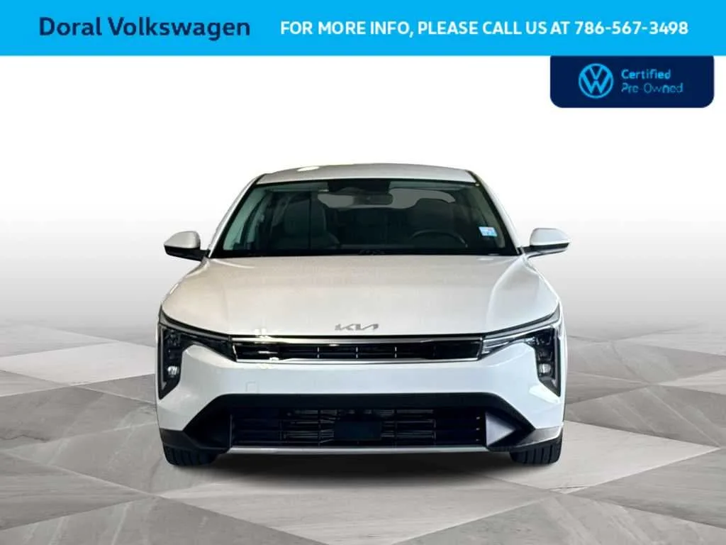 2025 Kia K4 EX photo 3