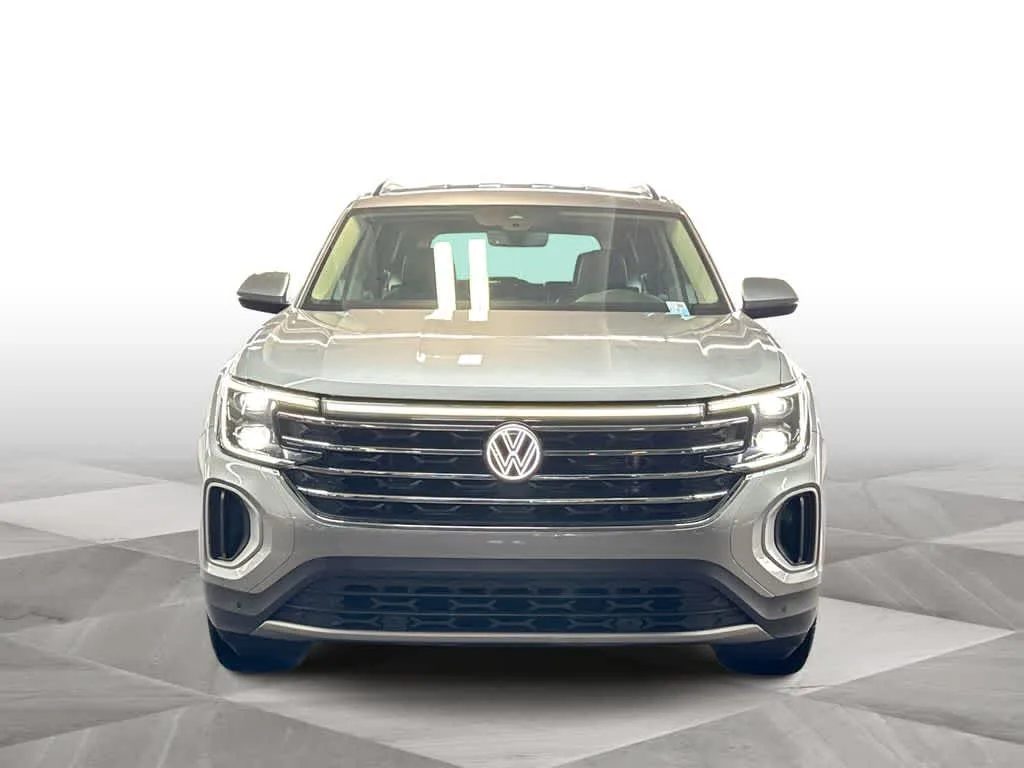 2024 Volkswagen Atlas 2.0T SE w/Technology photo 3