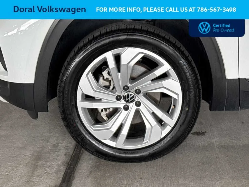 2023 Volkswagen Atlas 3.6L V6 SE w/Technology photo 11