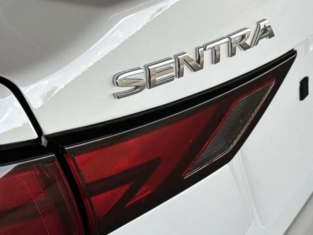 2025 Nissan Sentra S photo 10