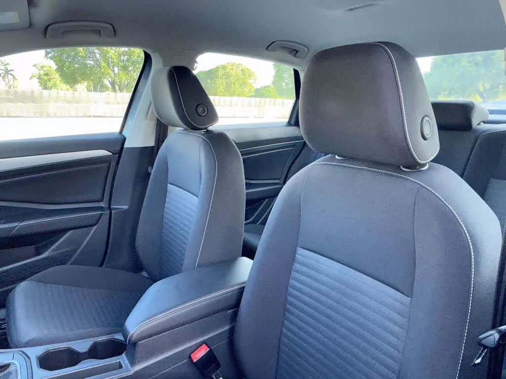 2025 Volkswagen Jetta S photo 14