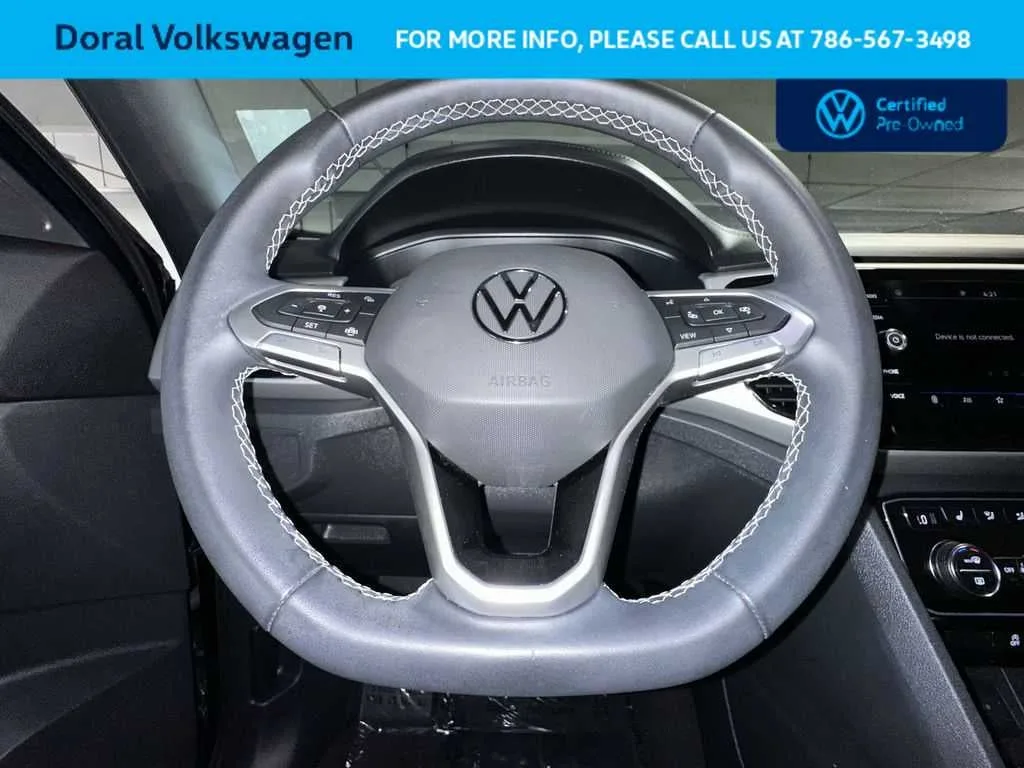 2023 Volkswagen Atlas Cross Sport 3.6L V6 SE w/Technology photo 15