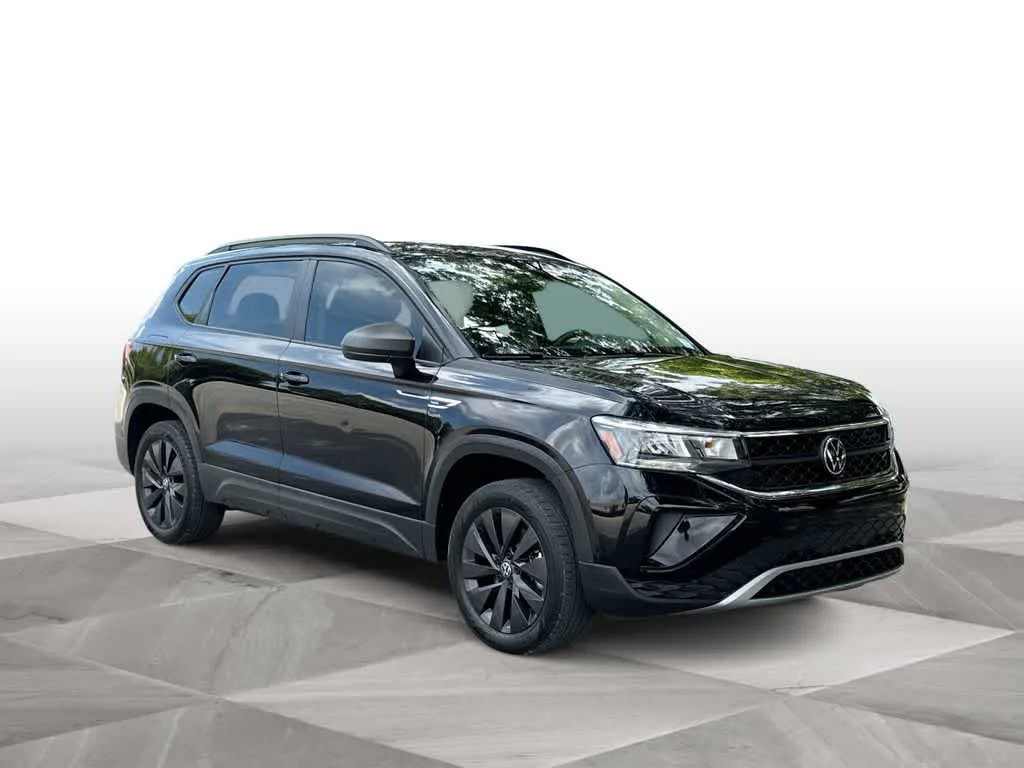 2024 Volkswagen Taos S photo 2