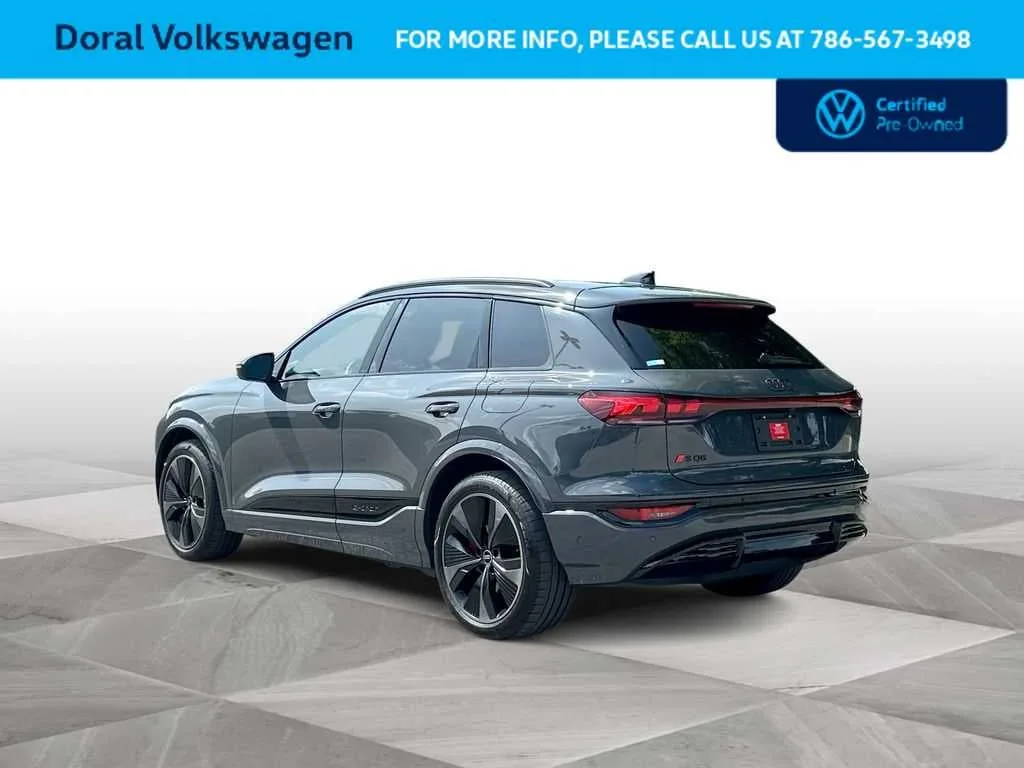 2025 Audi SQ6 e-tron Prestige photo 6