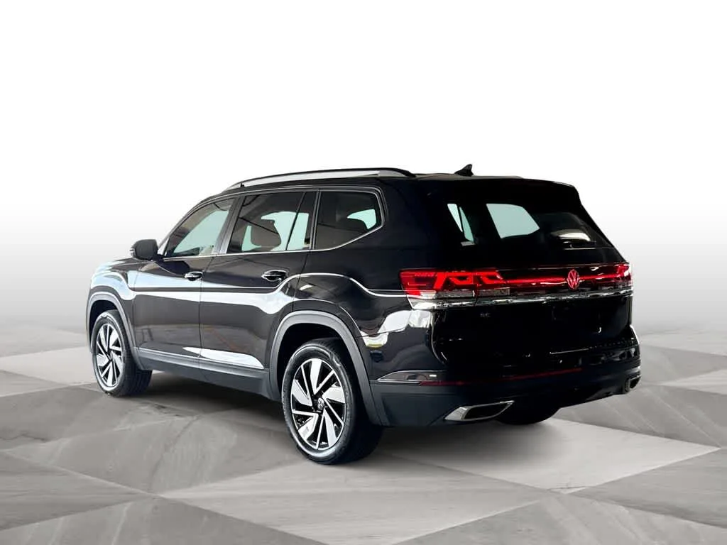 2026 Volkswagen Atlas 2.0T SE w/Technology photo 6