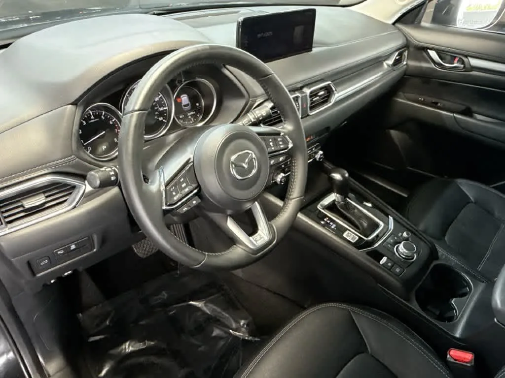 2024 Mazda CX-5 2.5 S Preferred Package photo 13