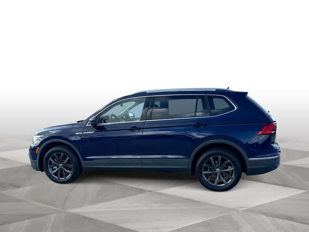 2023 Volkswagen Tiguan SE photo 5