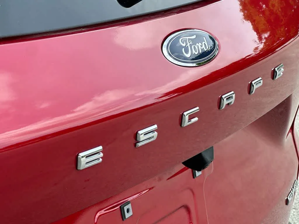 2025 Ford Escape ST-Line photo 10