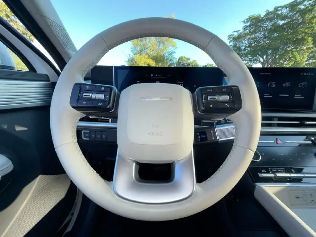 2026 Hyundai Santa Fe SEL photo 15