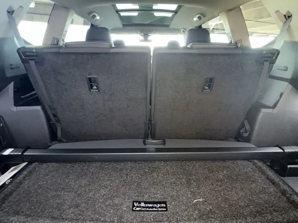 2026 Volkswagen Atlas 2.0T SE w/Technology photo 25