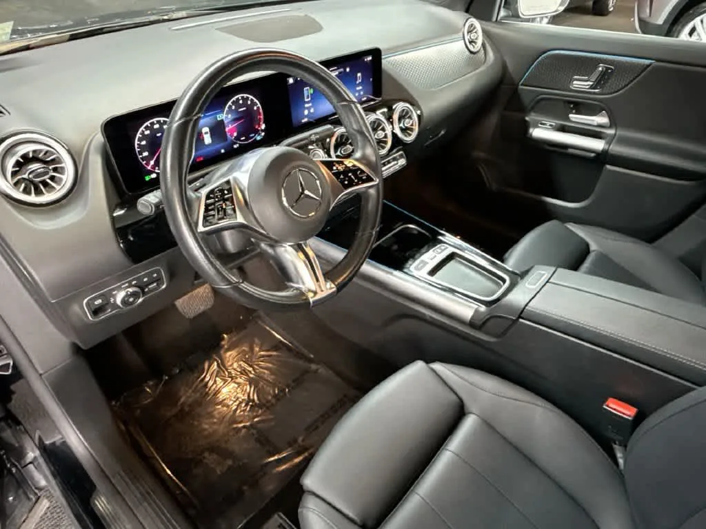 2025 Mercedes-Benz GLA 250 GLA 250 photo 13