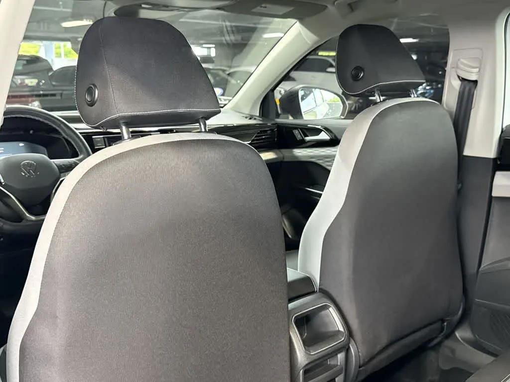 2024 Volkswagen Taos S photo 23