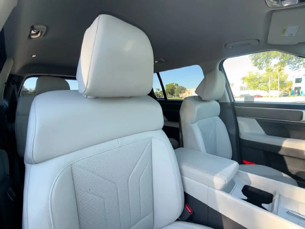 2026 Hyundai Santa Fe SEL photo 27