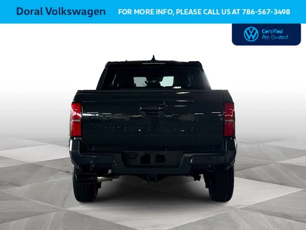 2025 Toyota Tacoma SR5 photo 7