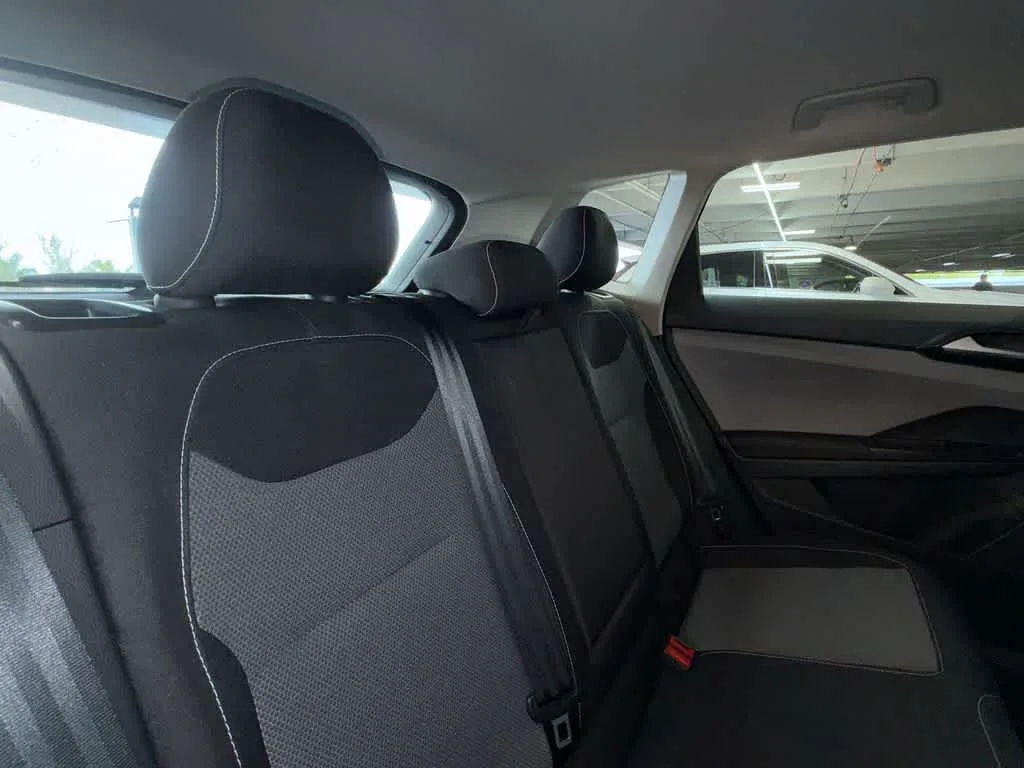 2023 Volkswagen Taos S photo 26