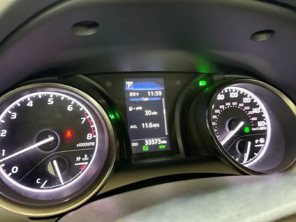 2024 Toyota Camry SE photo 16