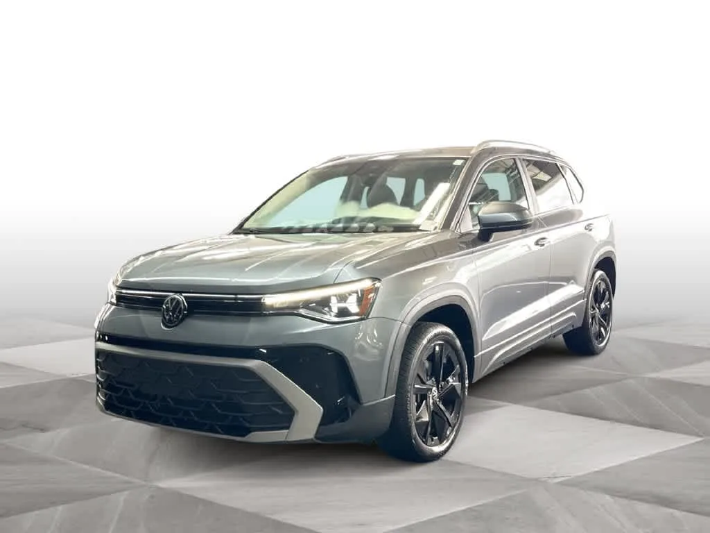 2026 Volkswagen Taos SE photo 4