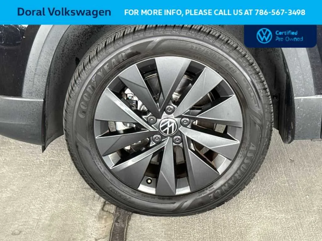 2023 Volkswagen Taos S photo 11