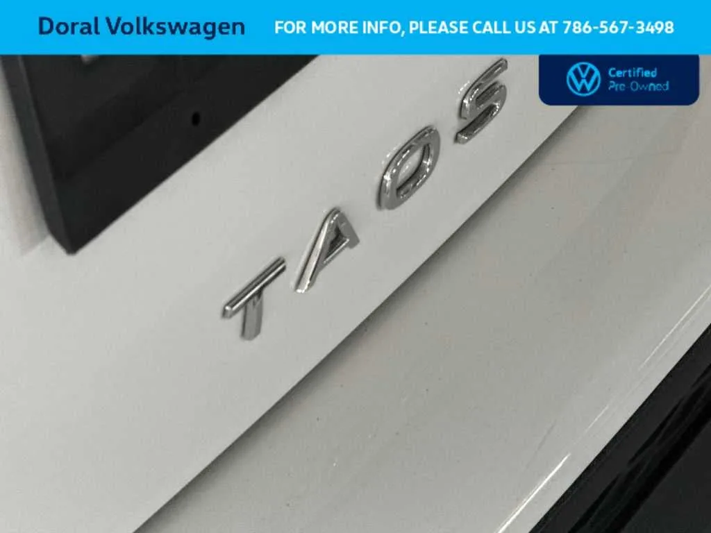 2023 Volkswagen Taos SE photo 10