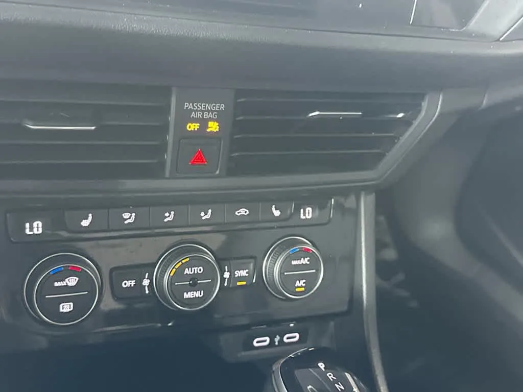 2022 Volkswagen Jetta SE photo 20