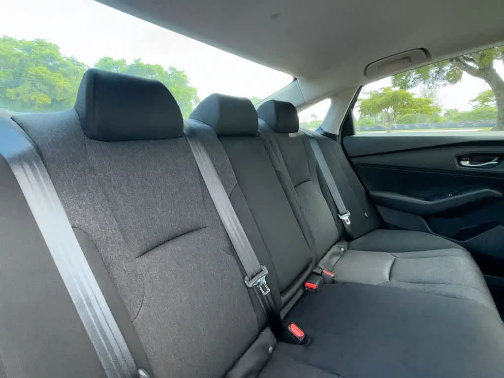 2025 Honda Accord SE photo 26