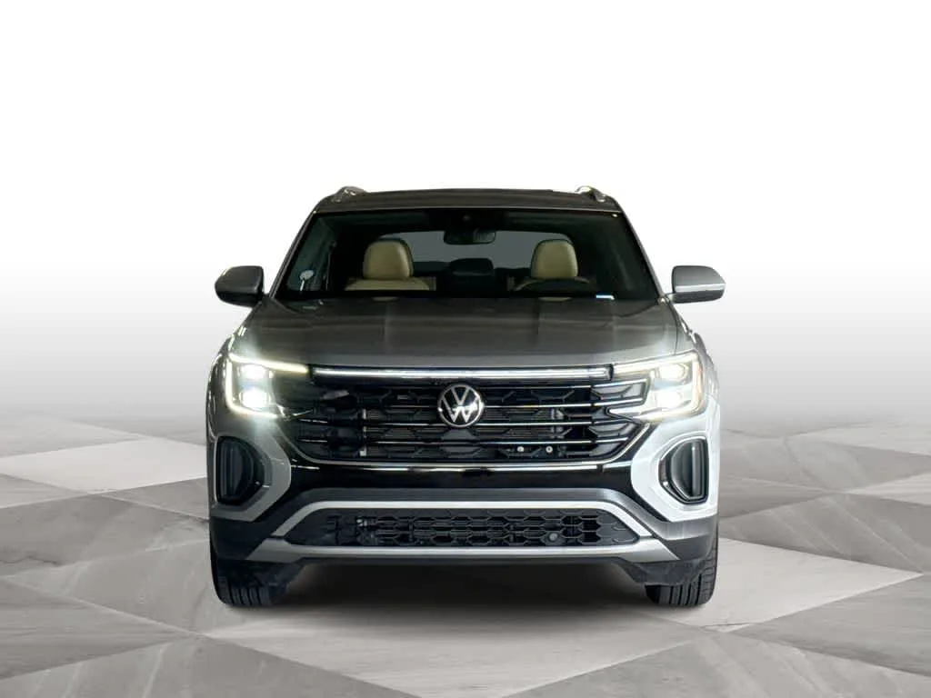 2024 Volkswagen Atlas Cross Sport 2.0T SE photo 3
