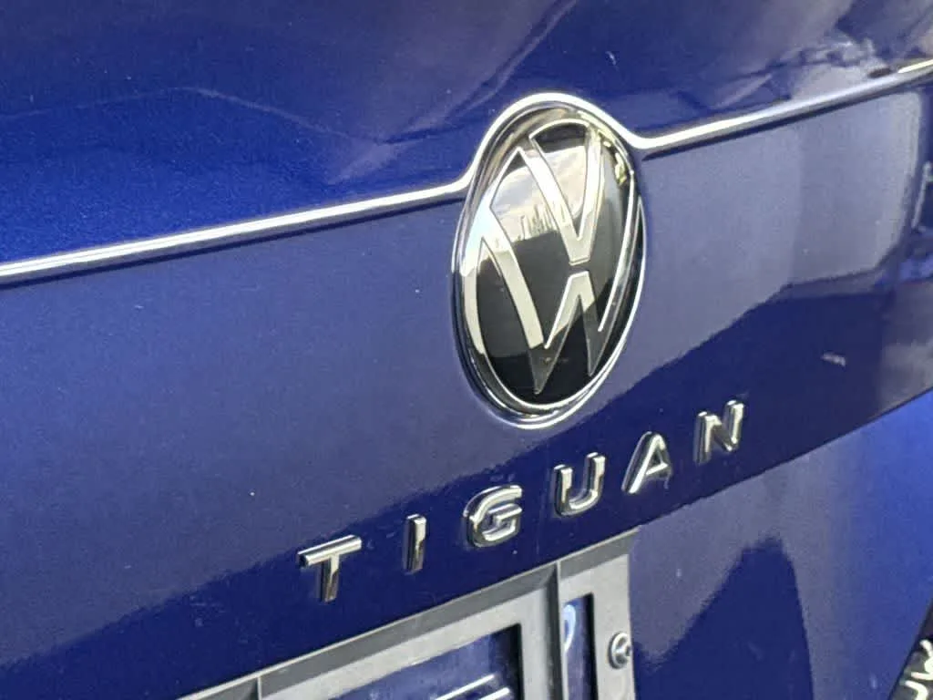 2024 Volkswagen Tiguan Wolfsburg Edition photo 10