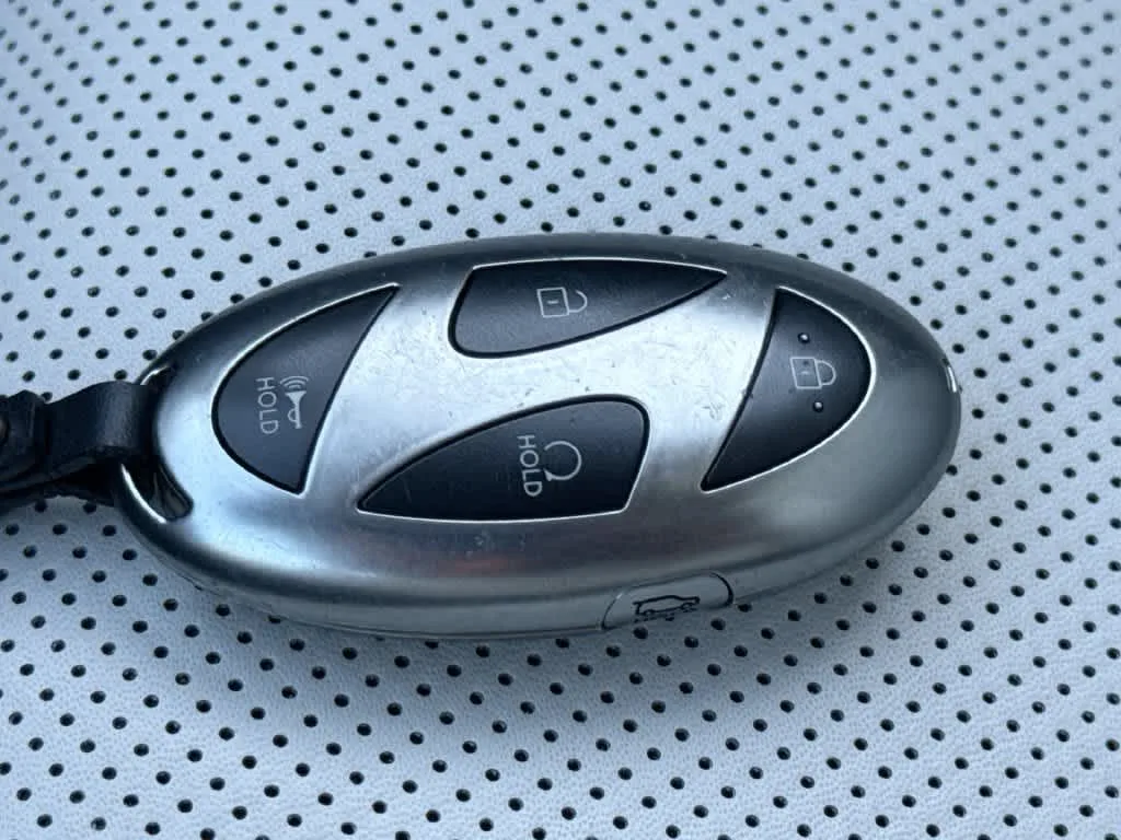 2026 Hyundai Santa Fe SEL photo 28