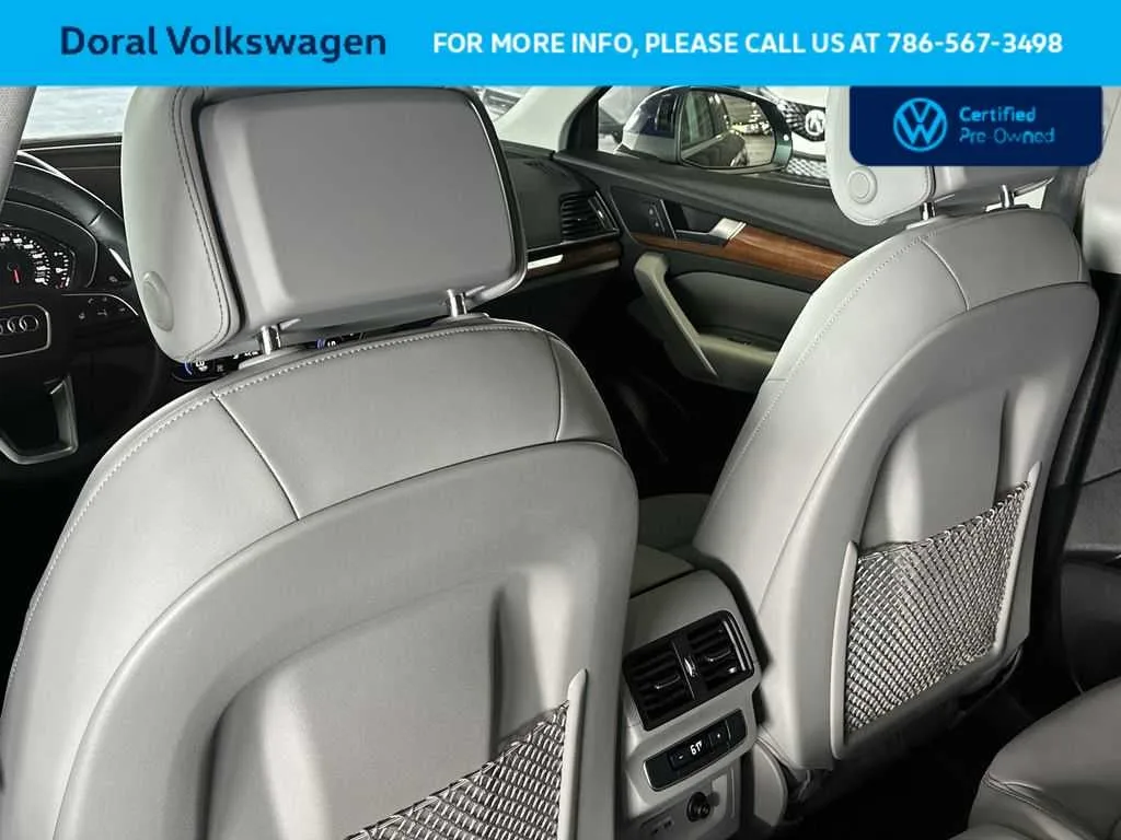 2022 Audi Q5 S line Premium photo 23