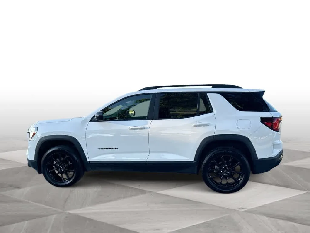 2026 GMC Terrain FWD Elevation photo 5
