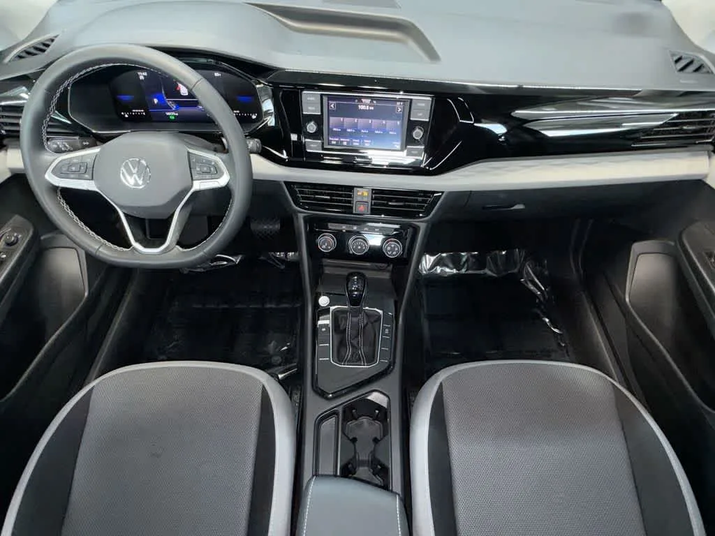 2024 Volkswagen Taos S photo 24