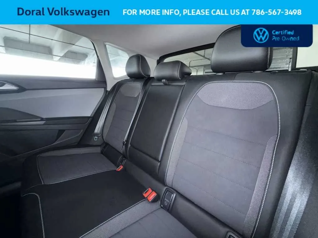 2022 Volkswagen Taos SE photo 22