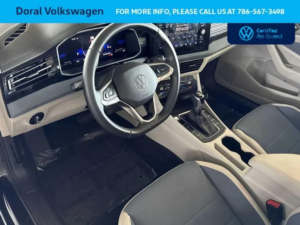 2025 Volkswagen Jetta SE photo 13