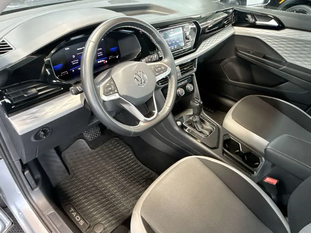 2023 Volkswagen Taos S photo 13
