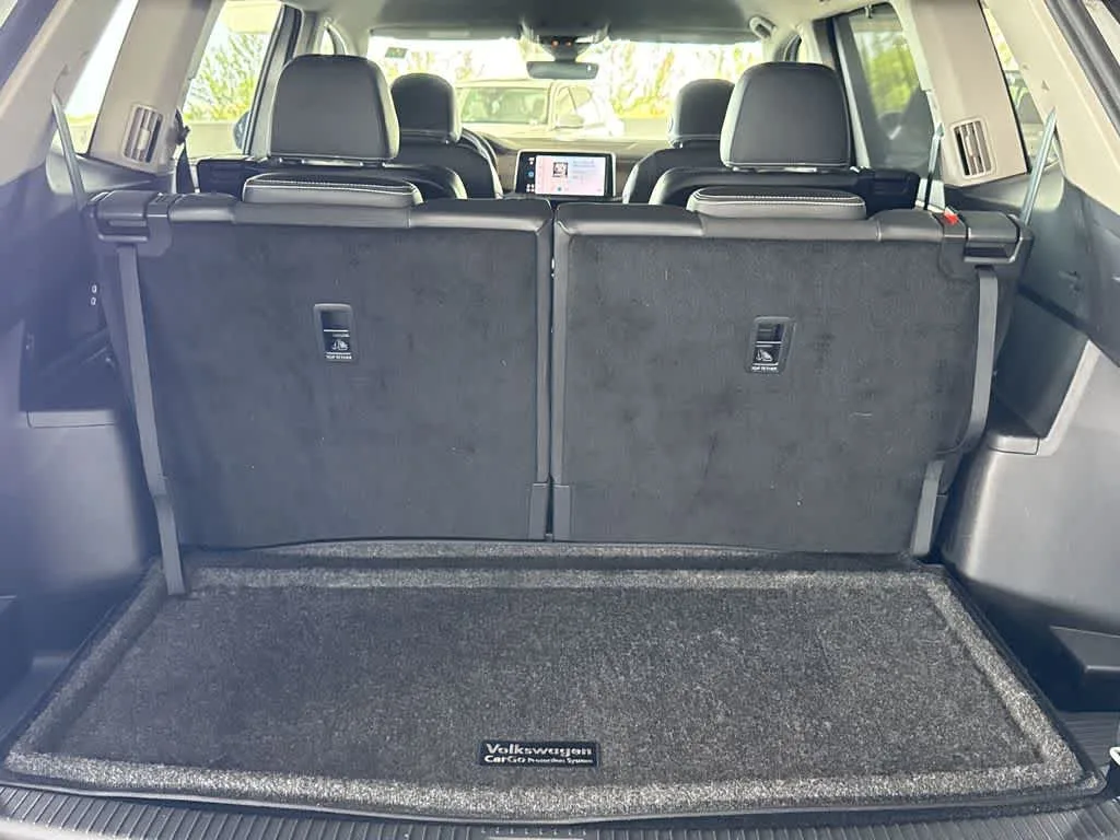 2024 Volkswagen Atlas 2.0T SE w/Technology photo 25