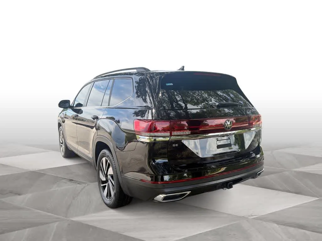 2024 Volkswagen Atlas 2.0T SE w/Technology photo 6