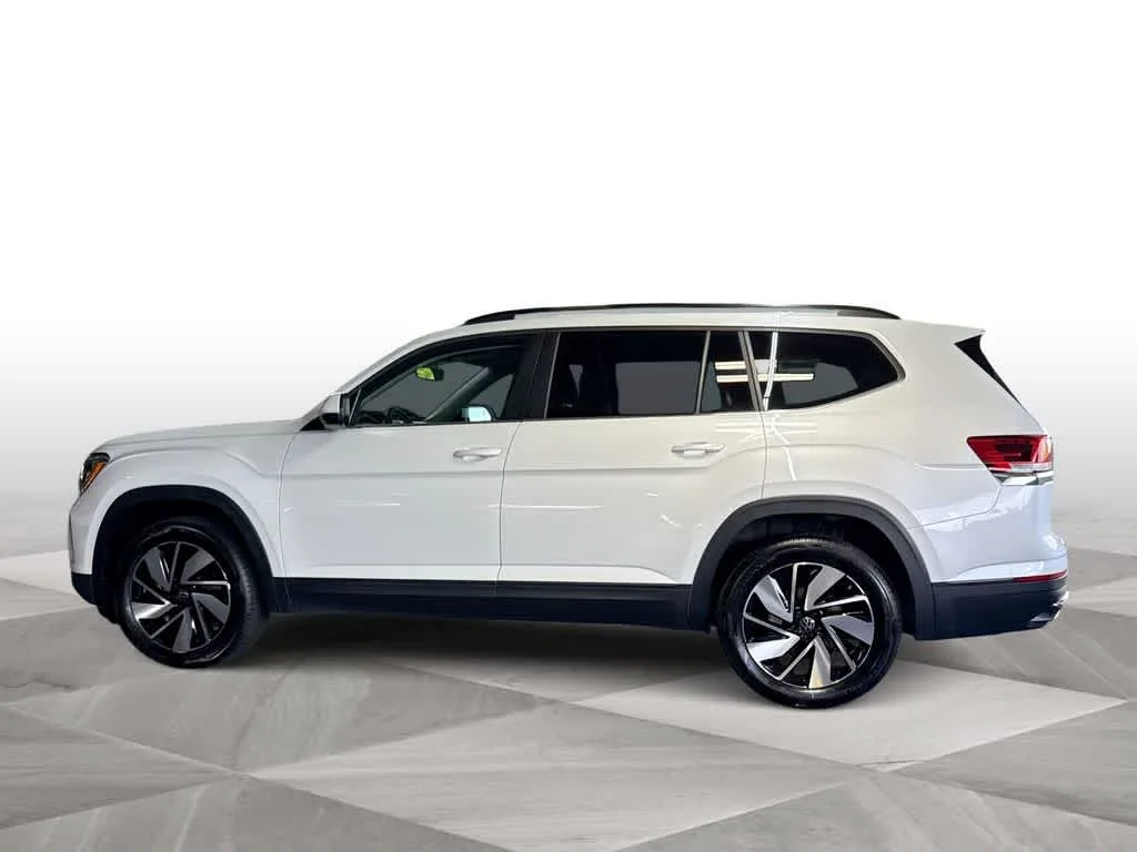 2026 Volkswagen Atlas 2.0T SE w/Technology photo 5