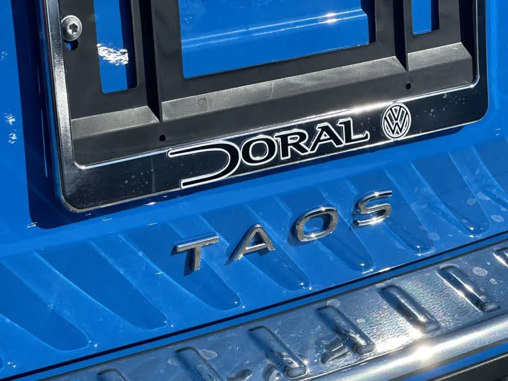 2024 Volkswagen Taos SE photo 20