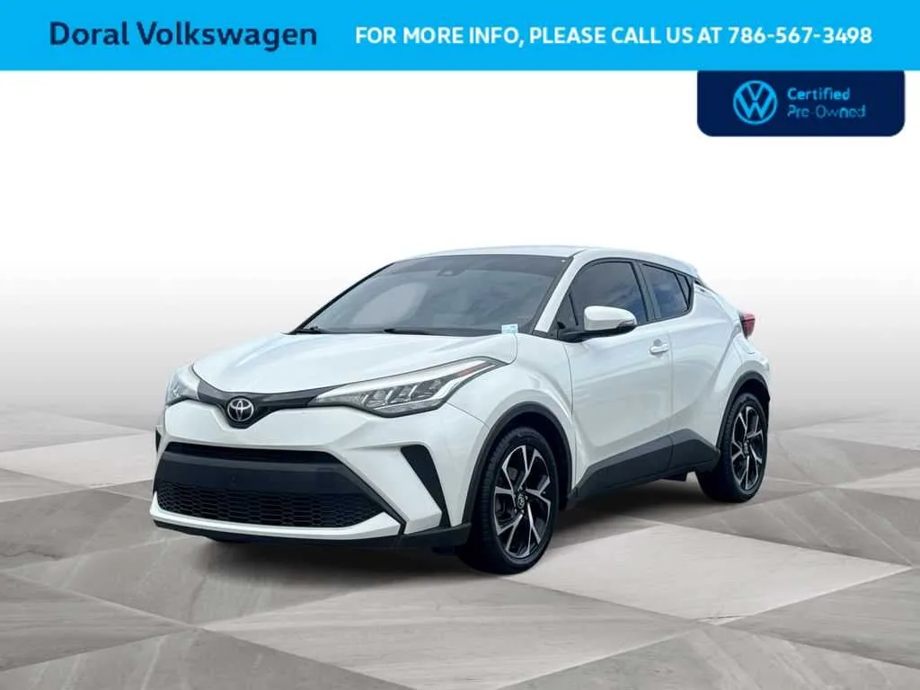 2021 Toyota C-HR XLE photo 4