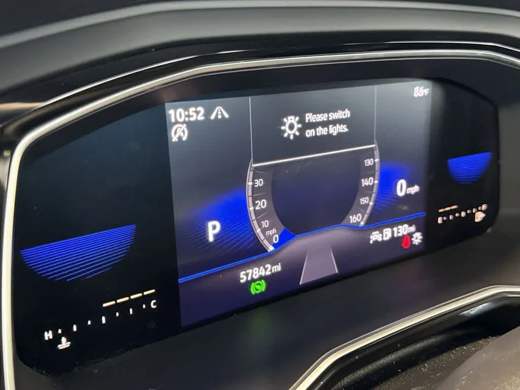 2022 Volkswagen Jetta SE photo 16