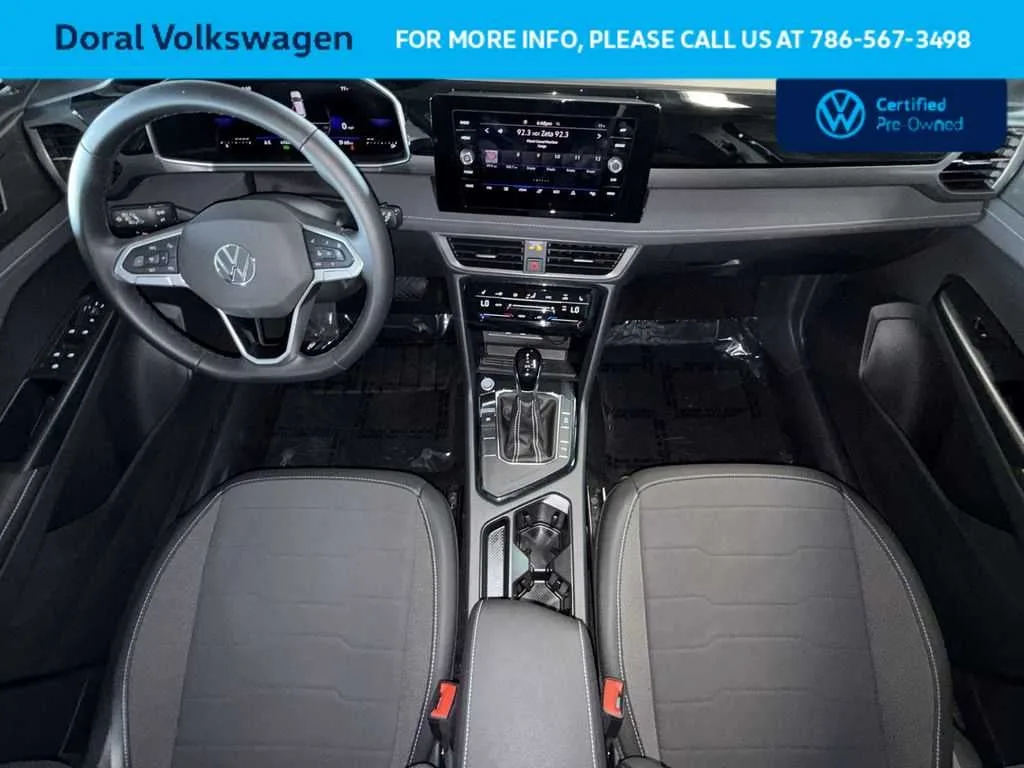 2025 Volkswagen Taos SE Black photo 24