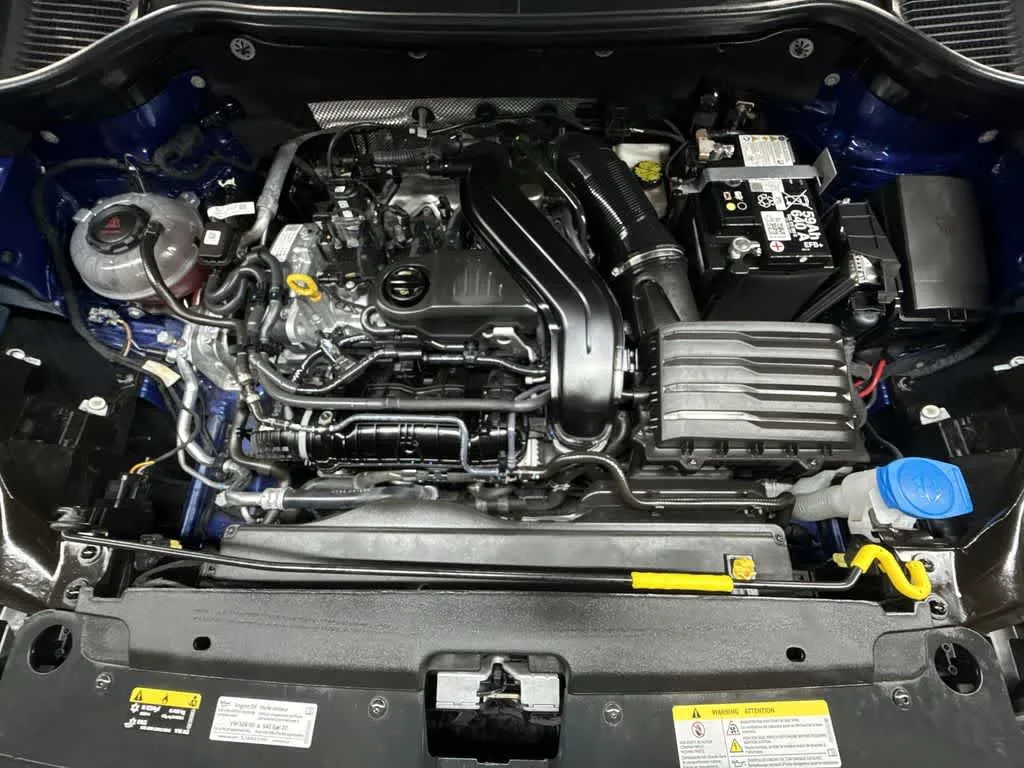 2024 Volkswagen Taos S photo 12