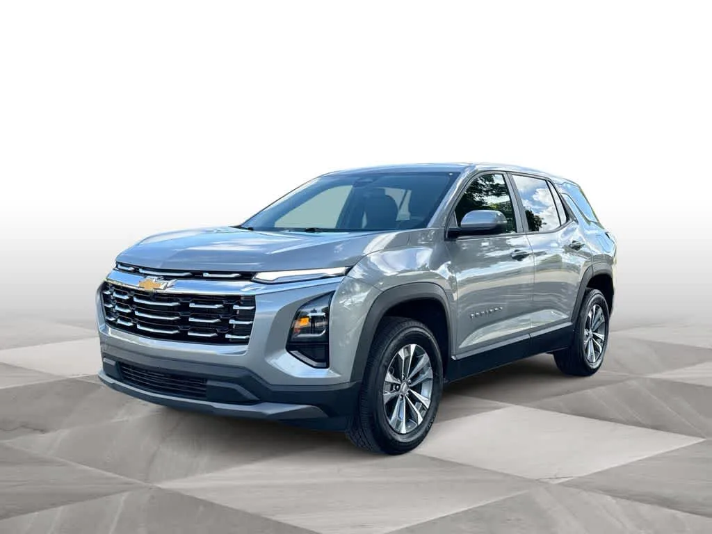 2025 Chevrolet Equinox FWD LT photo 4