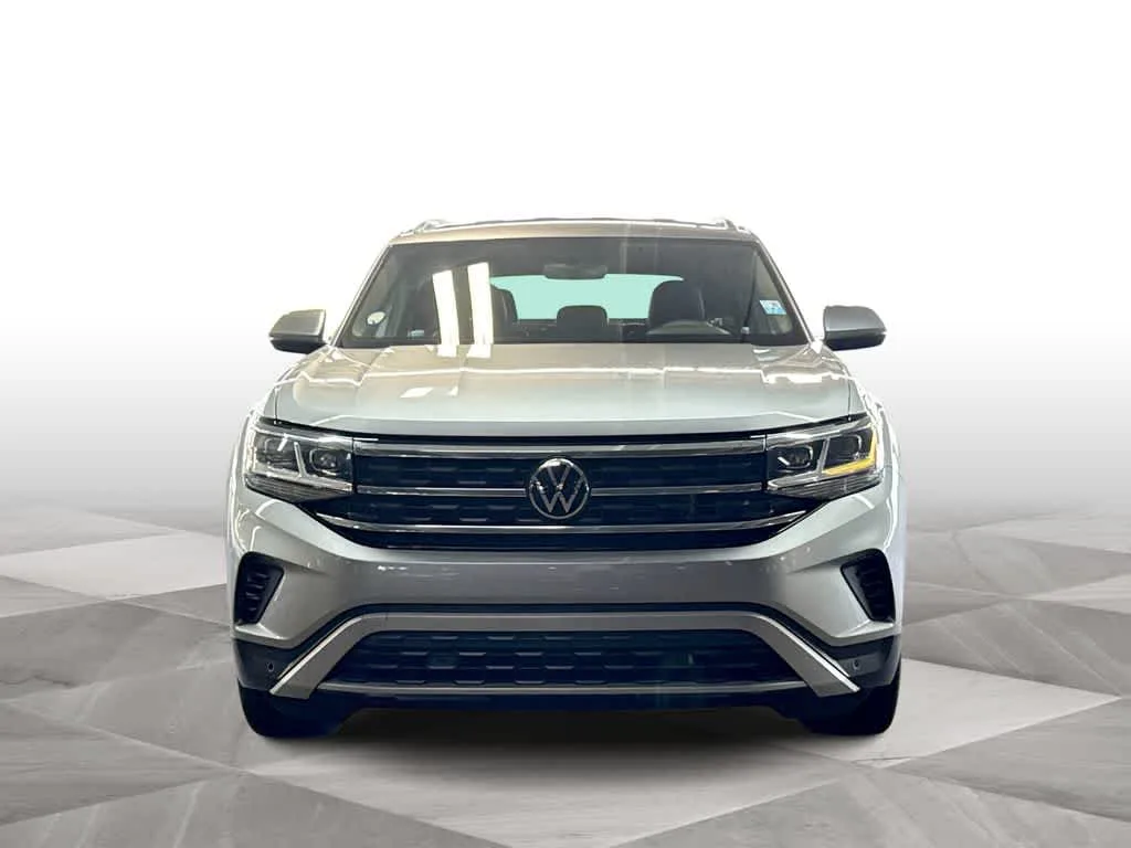 2023 Volkswagen Atlas Cross Sport 3.6L V6 SE w/Technology photo 3