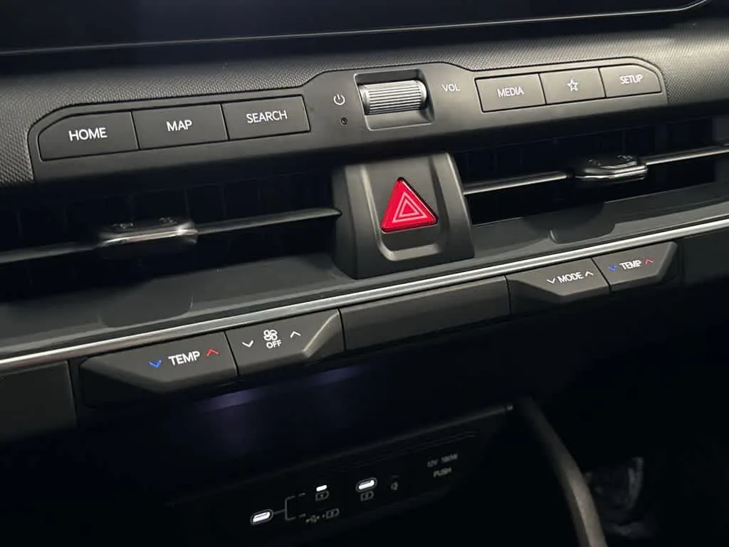 2025 Kia K4 EX photo 20