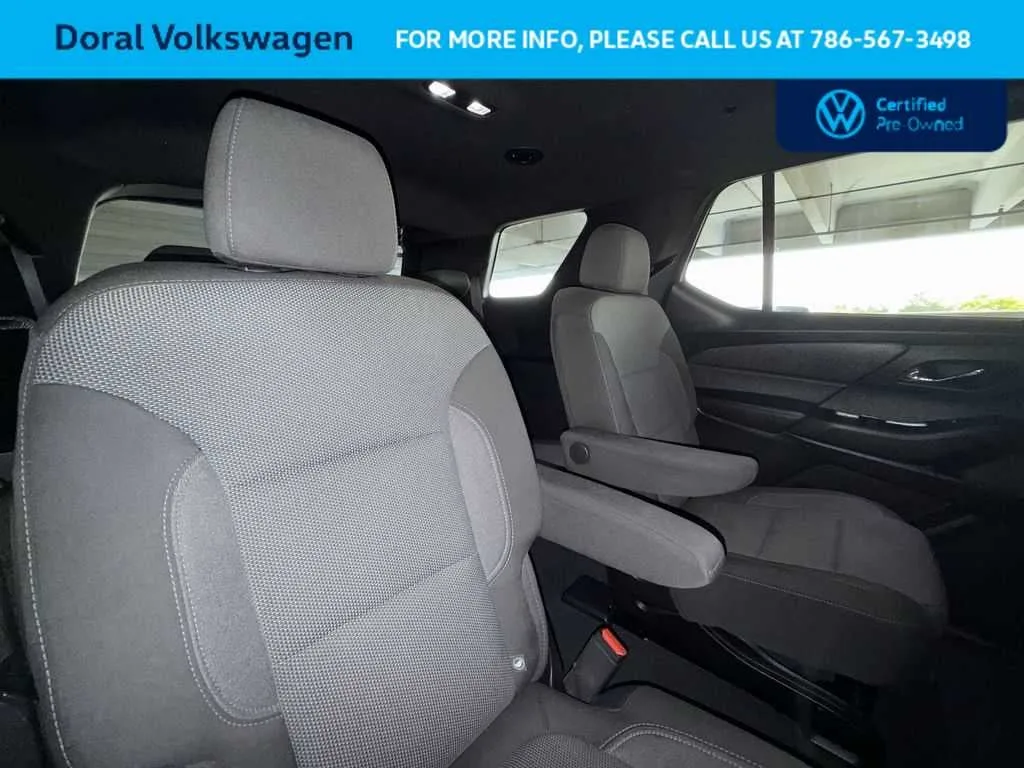 2023 Chevrolet Traverse LT Cloth photo 25