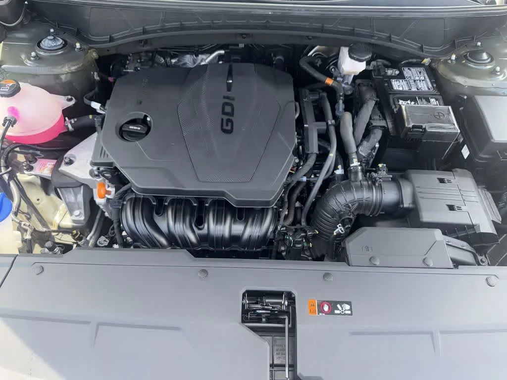 2025 Hyundai Tucson SEL Convenience photo 12