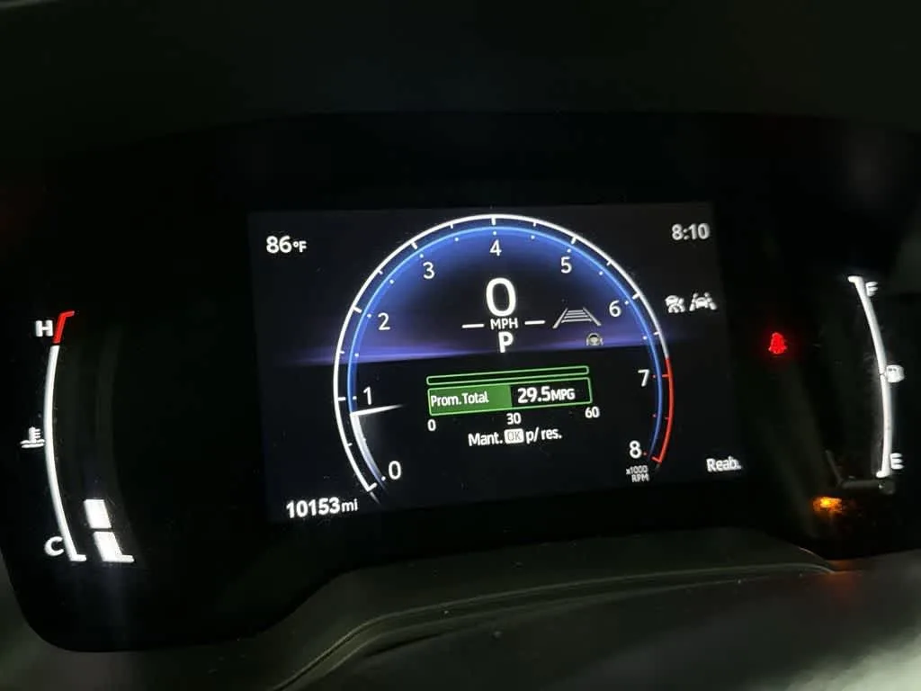 2026 Toyota Corolla LE photo 16