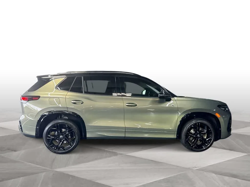 2026 Volkswagen Tiguan SE R-Line Black photo 9