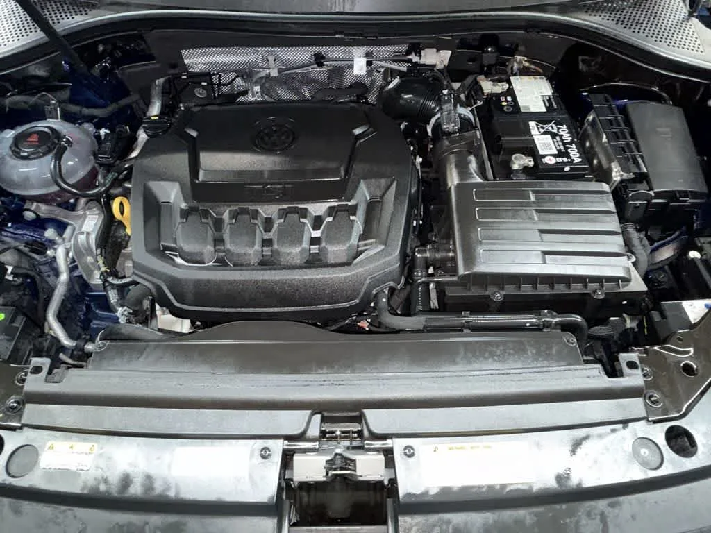 2024 Volkswagen Tiguan Wolfsburg Edition photo 12